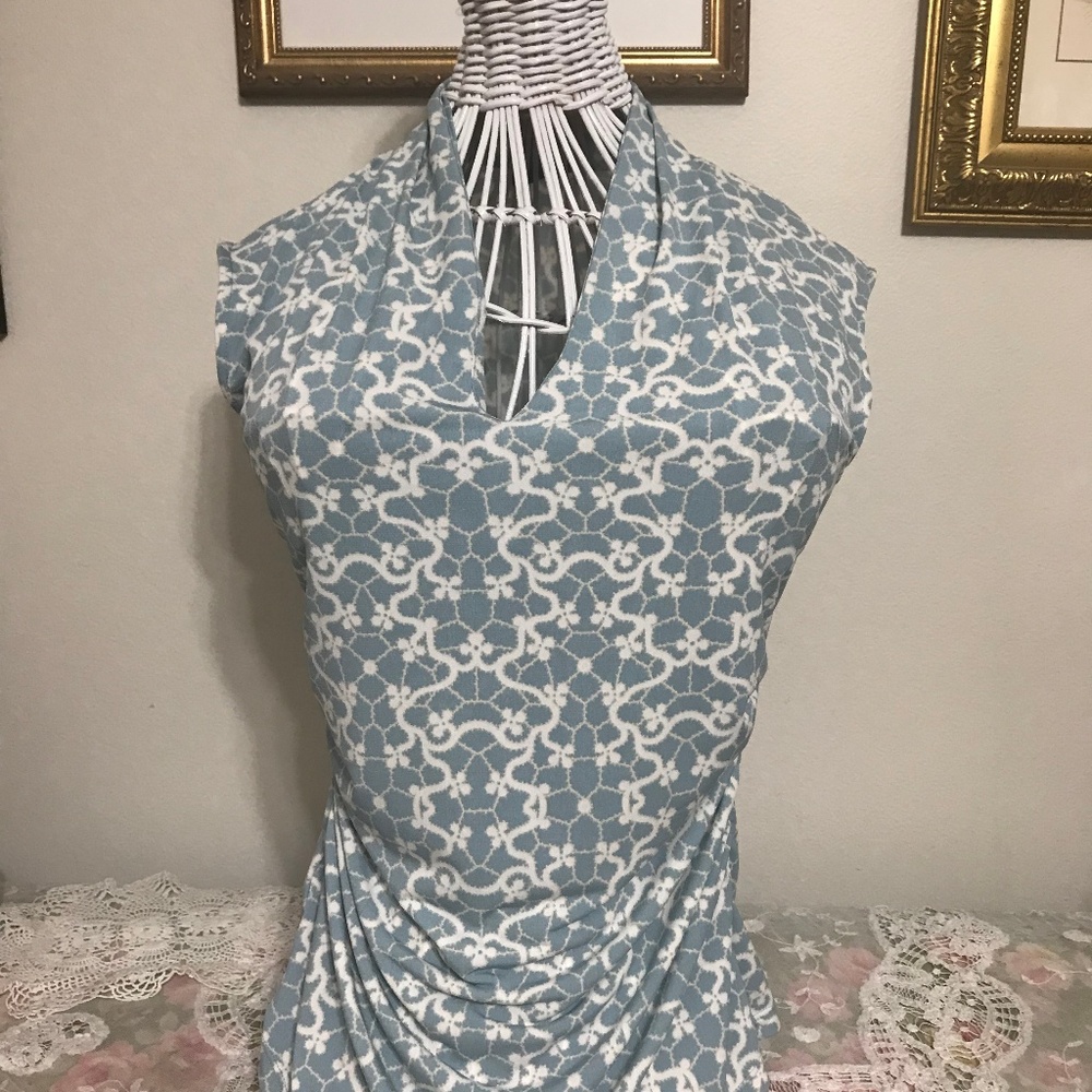 Ann Taylor Sleeveless Career Top